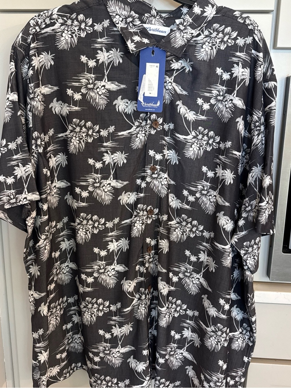 Caribbean Mens Shirt 4XB Gray White Hawaiian Camp Big Tall Tropical NWT
